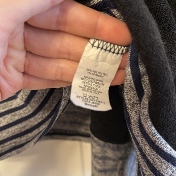 Egy | S - Picture 3 of 3